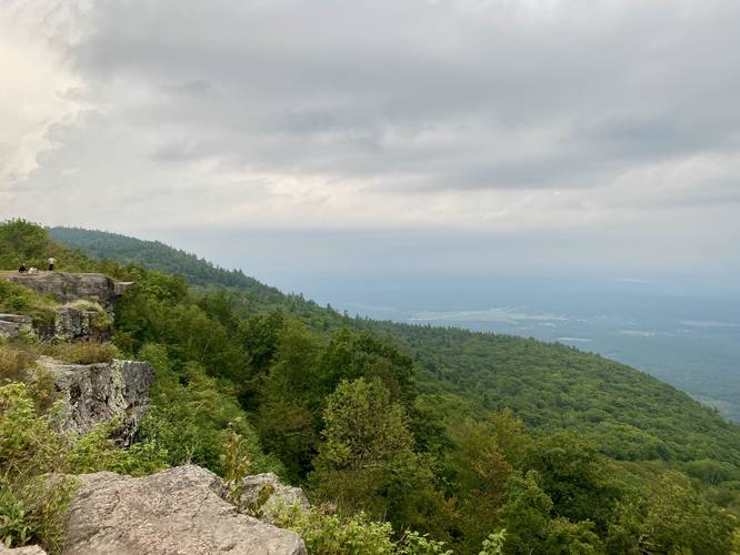 View of the Hudson River Valley from the mountainside cliff