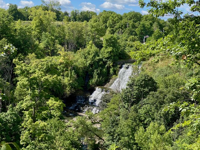 Default image for Albion Falls and Lover's Leap Trail, a 0.5-mile trail in Hamilton, ON (CA)
