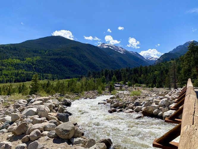 View of the Roaring River and mountains surrounding the Endovalley