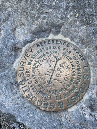Mt. Washington USGS summit marker