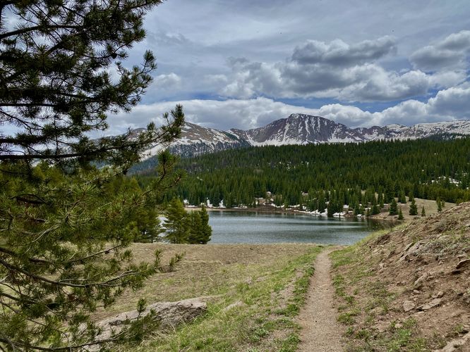 View from the trail - Andrews Lake and Snowdon Peak