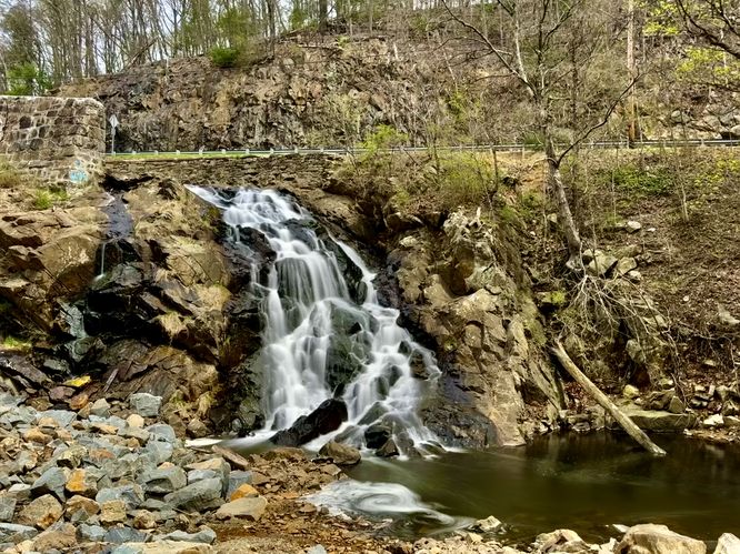 Default image for Antietam Lake Falls, a 0.2-mile trail in Reading, PA (US)