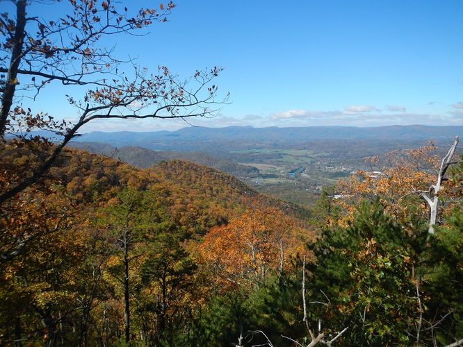 Default image for Balcony Falls Hike, a 11.3-mile trail in Glasgow, VA (US)