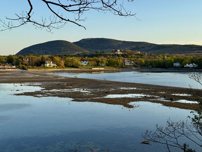 Default image for Bar Island Path Hike, a 1.2-mile trail in Bar Harbor, ME (US)