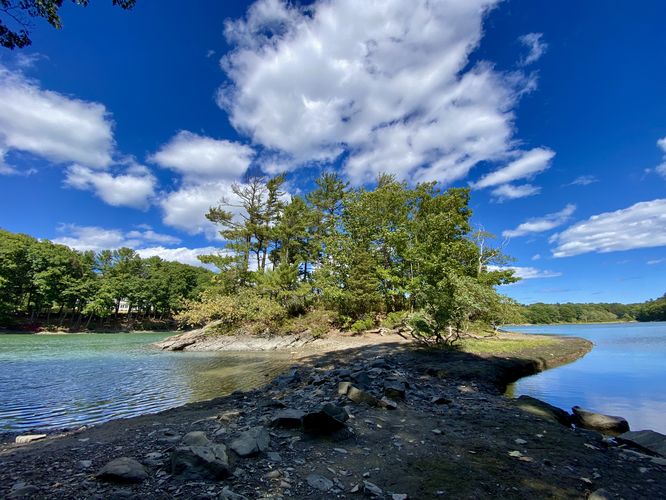 Default image for Barters Creek Trail, a 0.3-mile trail in Kittery, ME (US)