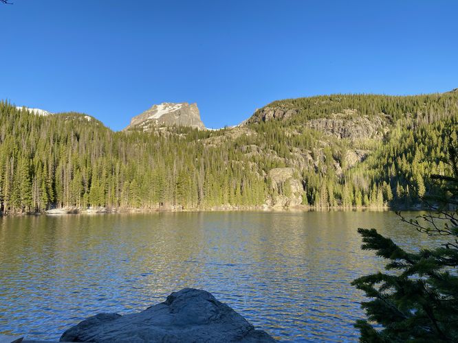 View of Bear Lake and toward Hallett Peak
