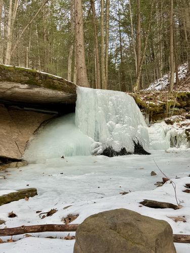 Slab Falls, frozen over