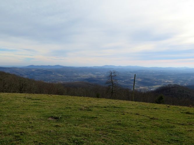 Picture 26 of Bearwallow Mtn and Blue RIdge Pastures Hike 122015