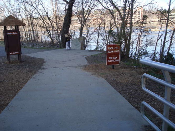 Picture 8 of Belle Isle Hike 022109