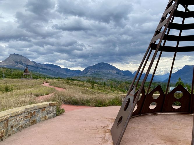 Metal lodges with a view
