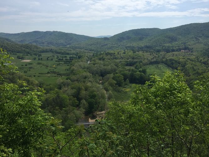 Default image for Blue Bend Hike, a 5.0-mile trail in Alvon, WV (US)