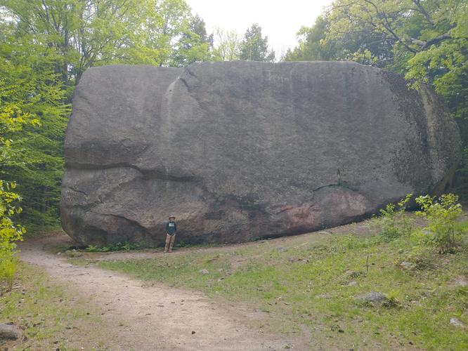 Default image for Boulder Trail, a 0.7-mile trail in Madison, New Hampshire (US)