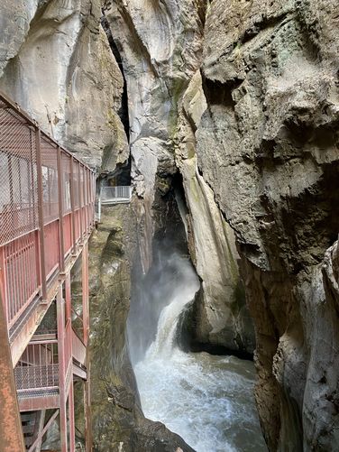 Box Canyon Falls