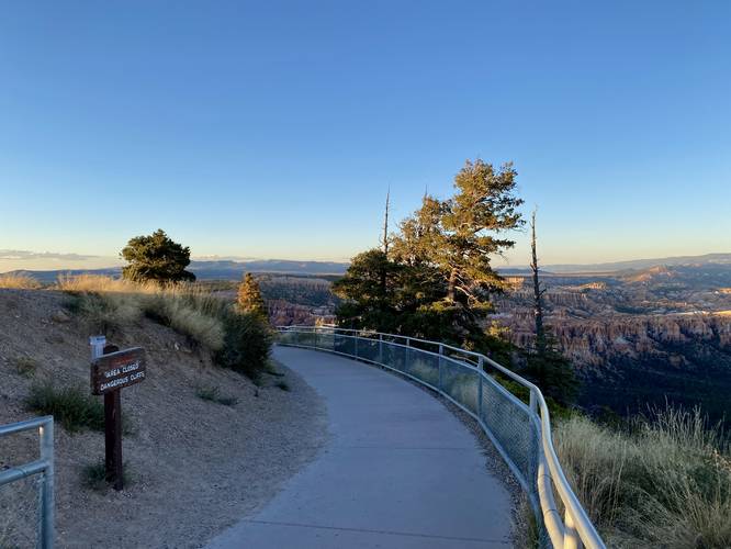 Hiking the paved universally-accessible trail to Bryce Point