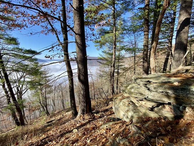 Rocky vista on south side of Bull Run Point