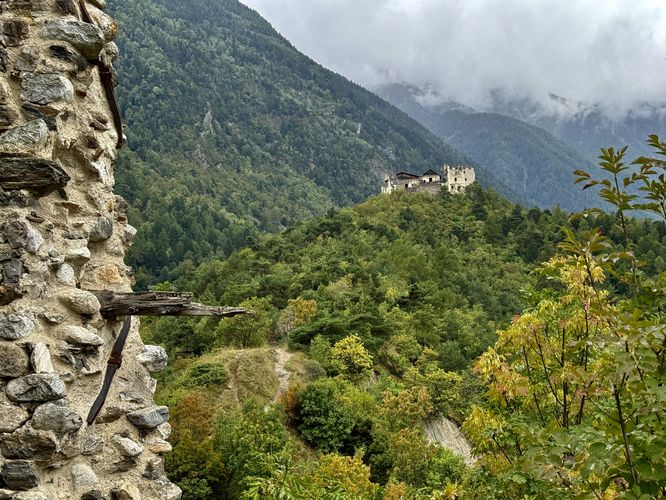 Castel Montani Ruins Hike - Burg Castle Hike album