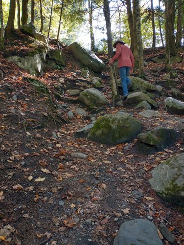 The trail ascent up the embankment to the road 