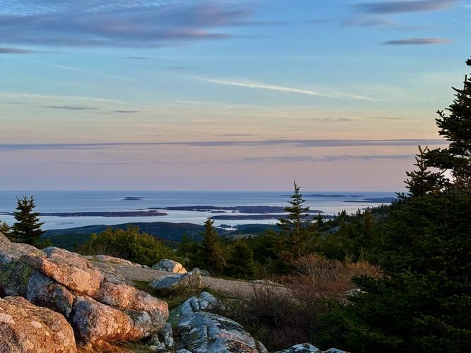 Picture 4 of Cadillac Summit Trail