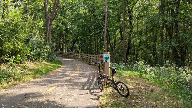 Picture 6 of Camp Chase Trail in the Metro Park