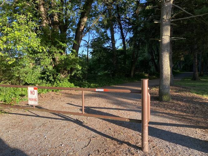 Canfield Island Loop trailhead