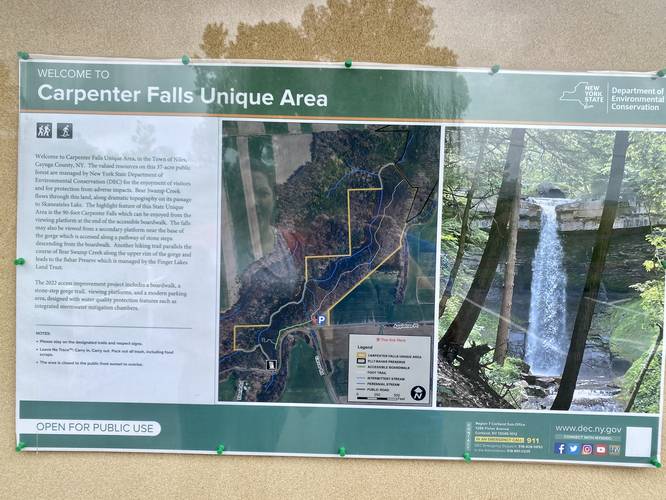 Carpenter Falls trailhead signage