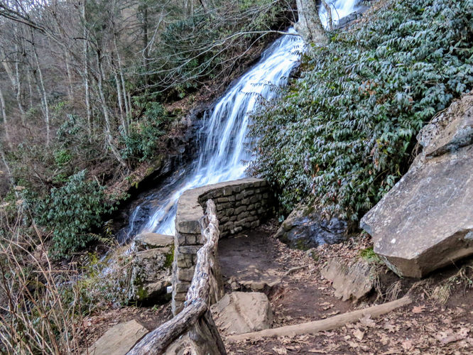 Default image for Cascade Falls Hike, a 2.0-mile trail in Stony Fork, NC (US)