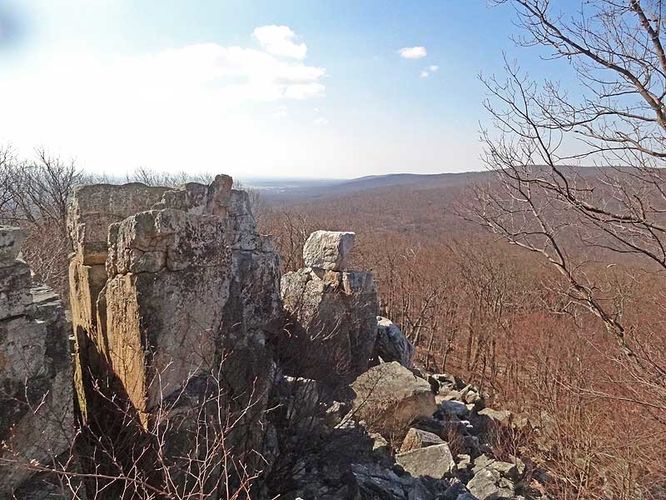 Default image for Catoctin Mountain Park Hike, a 7.8-mile trail in Thurmont, MD (US)