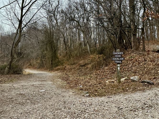 Keep straight for Chickies Rock Overlook