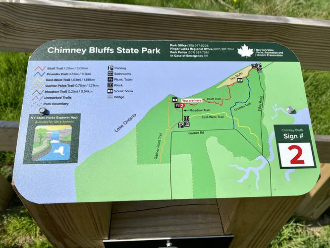 Chimney Bluffs State Park trail map