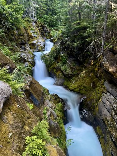 Long exposure of the waterfalls of Upper Christine Falls