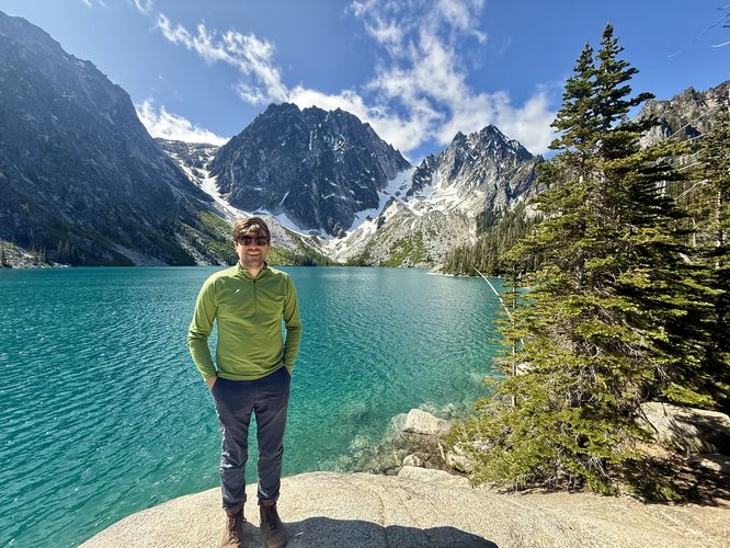 Dave cheesin at Colchuck Lake