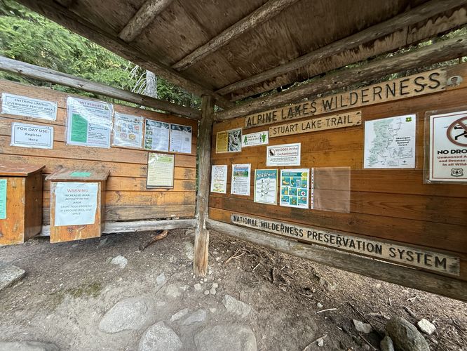 Alpine Lake Wilderness info kiosk