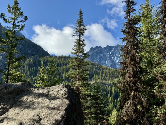 Dragontail Peak comes into view