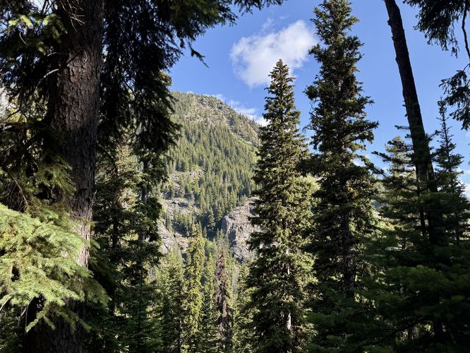 Picture 35 of Colchuck Lake Hike