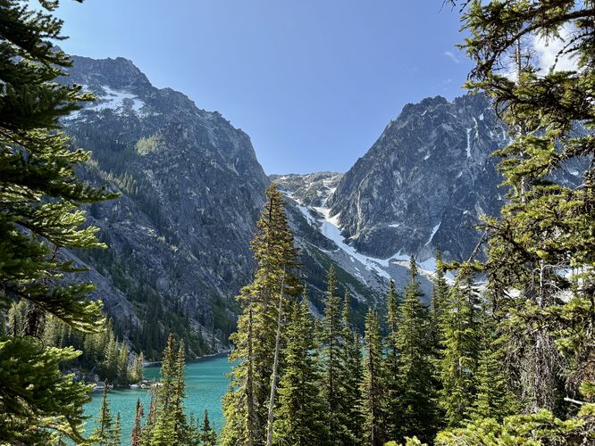 First view of Colchuck Lake (obstructed)