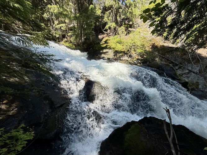 Mountaineer Creek Falls
