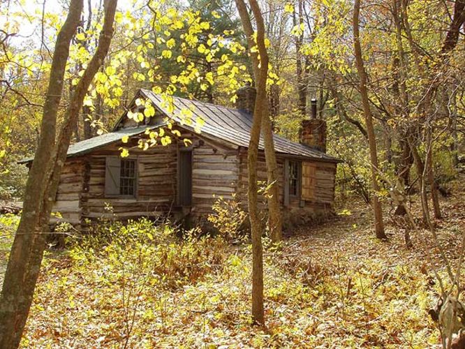 Default image for Corbin Cabin Hike, a 4.2-mile trail in Morning Star, VA (US)