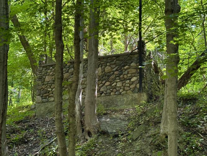 Structure / Building