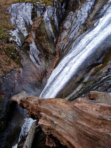 Picture 38 of Crabtree Falls and Spy Rock 122114