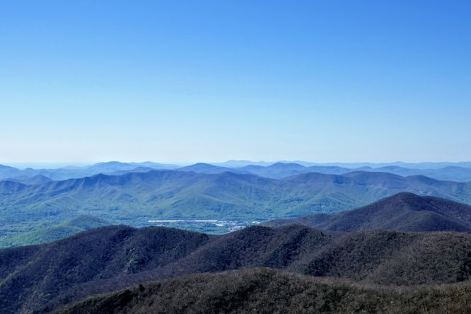 Picture 22 of Craggy Pinnacle Hike 042719