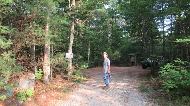 Entrance to Parking area and trailhead at East Mountain Road