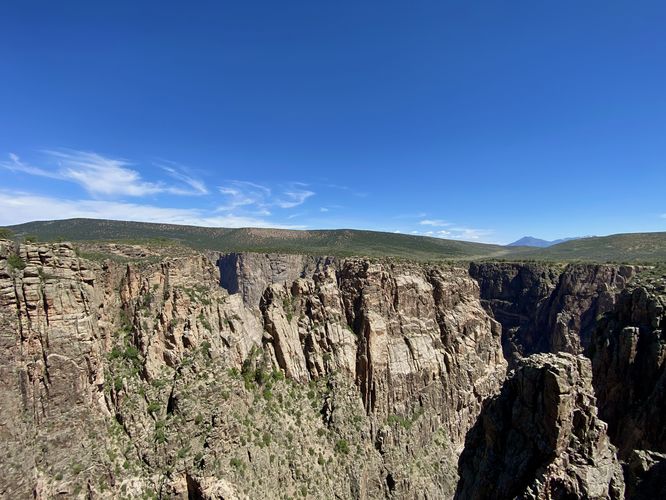 View into Black Canyon’s rugged cliffs from the Cross Fissures View