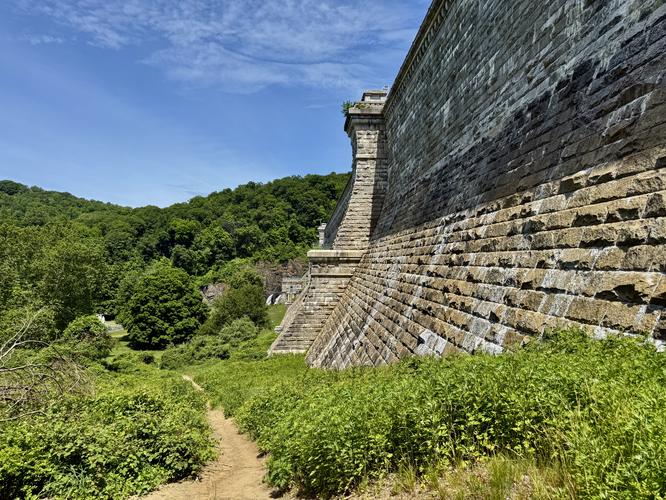 Picture 7 of Croton Gorge Waterfall Loop