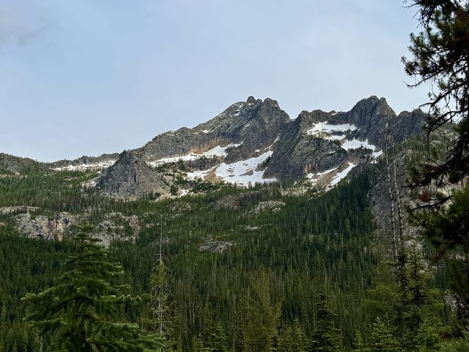 View of Hinkhouse Peak overhead