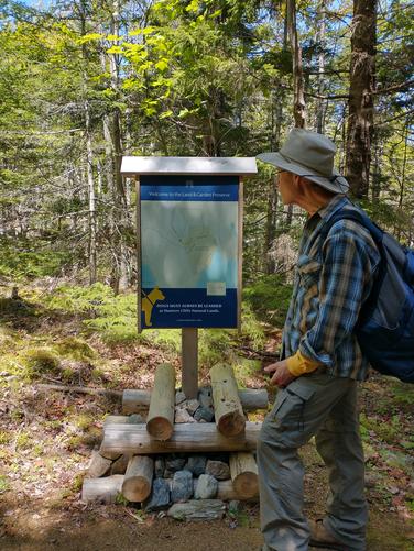 Second kiosk along the trail 