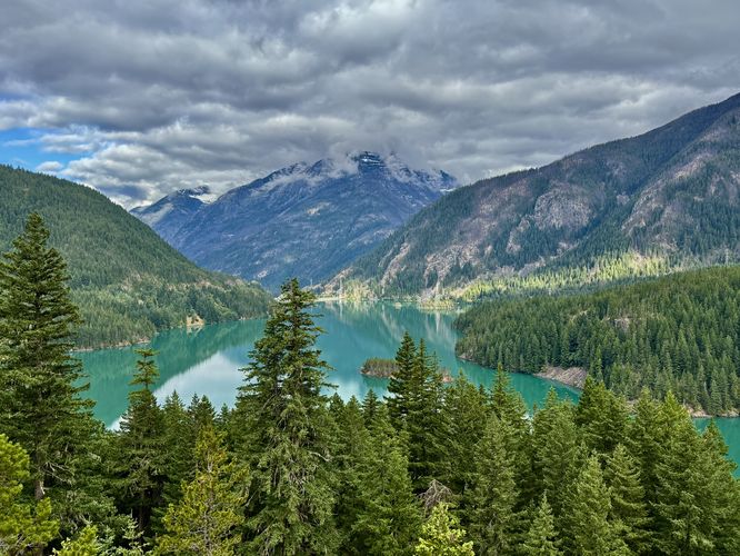 Best view of Diablo Lake from the eastern overlook