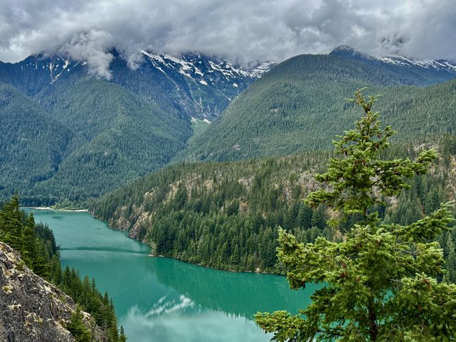 View of Diablo Lake and the peaks surrounding the Colonial Glacier