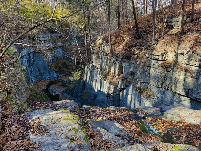 View into the steep gorge of Pocket Falls