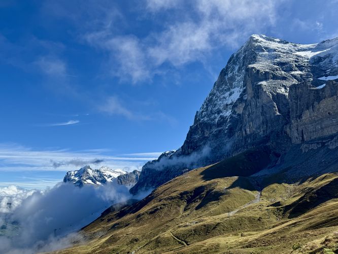 Picture 15 of Eiger Trail Hike