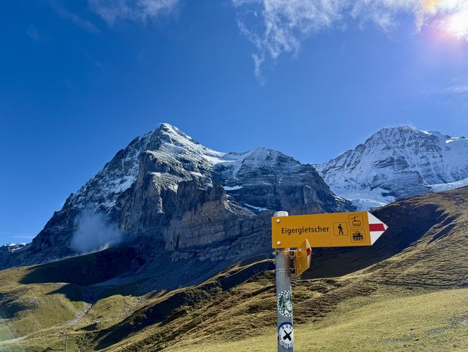 Picture 20 of Eiger Trail Hike
